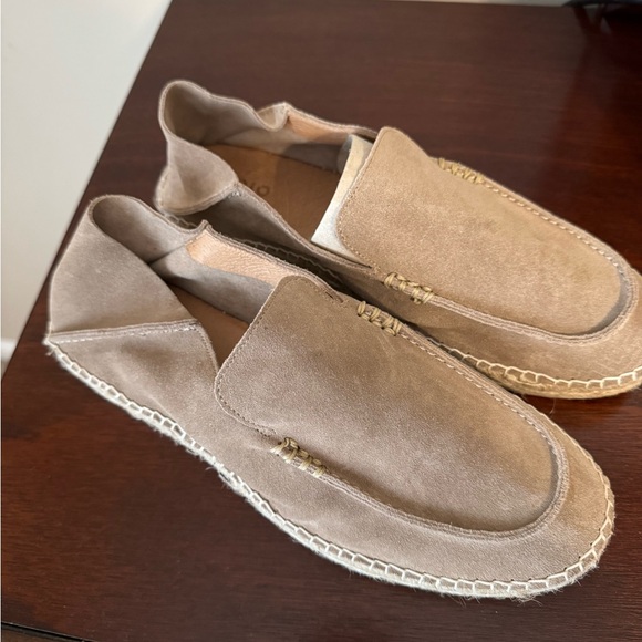 KOIO Tan Slip-On Loafers with Suede Finish - Picture 1 of 5